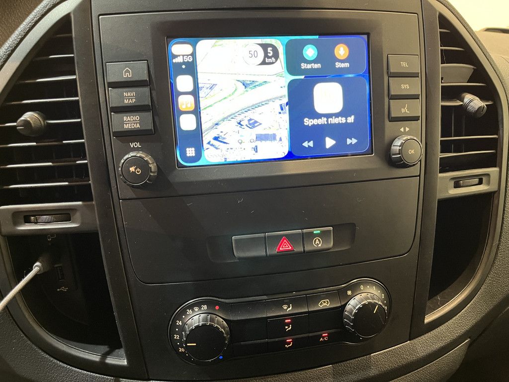 Mercedes-Benz Vito 114 CDI Lang L2 / Servicebus / Sortimo Inrichting / Euro 6 / Airco / Cruise Control / Camera / Trekhaak / CarPlay / Navigatie
