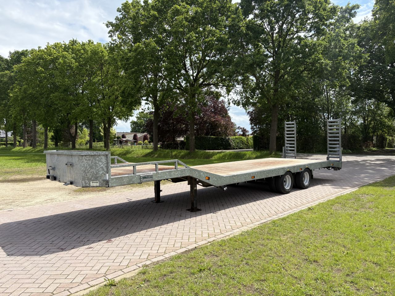 Be oplegger 10 TON semi dieplader Veldhuizen