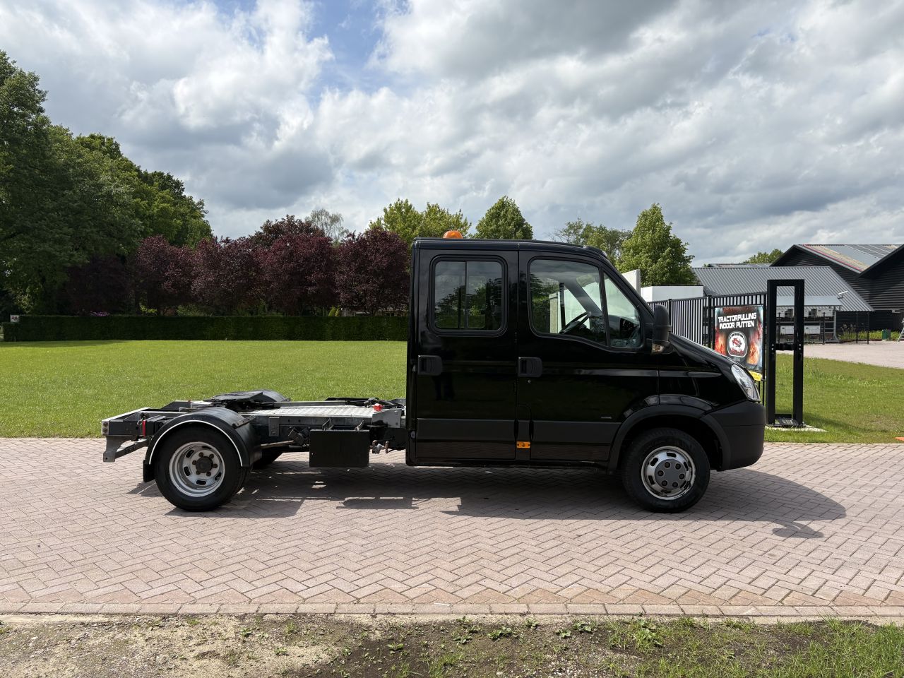 Be trekker 11.9 TON Iveco 40C18 C1 RIJBEWIJS (127.870 KM