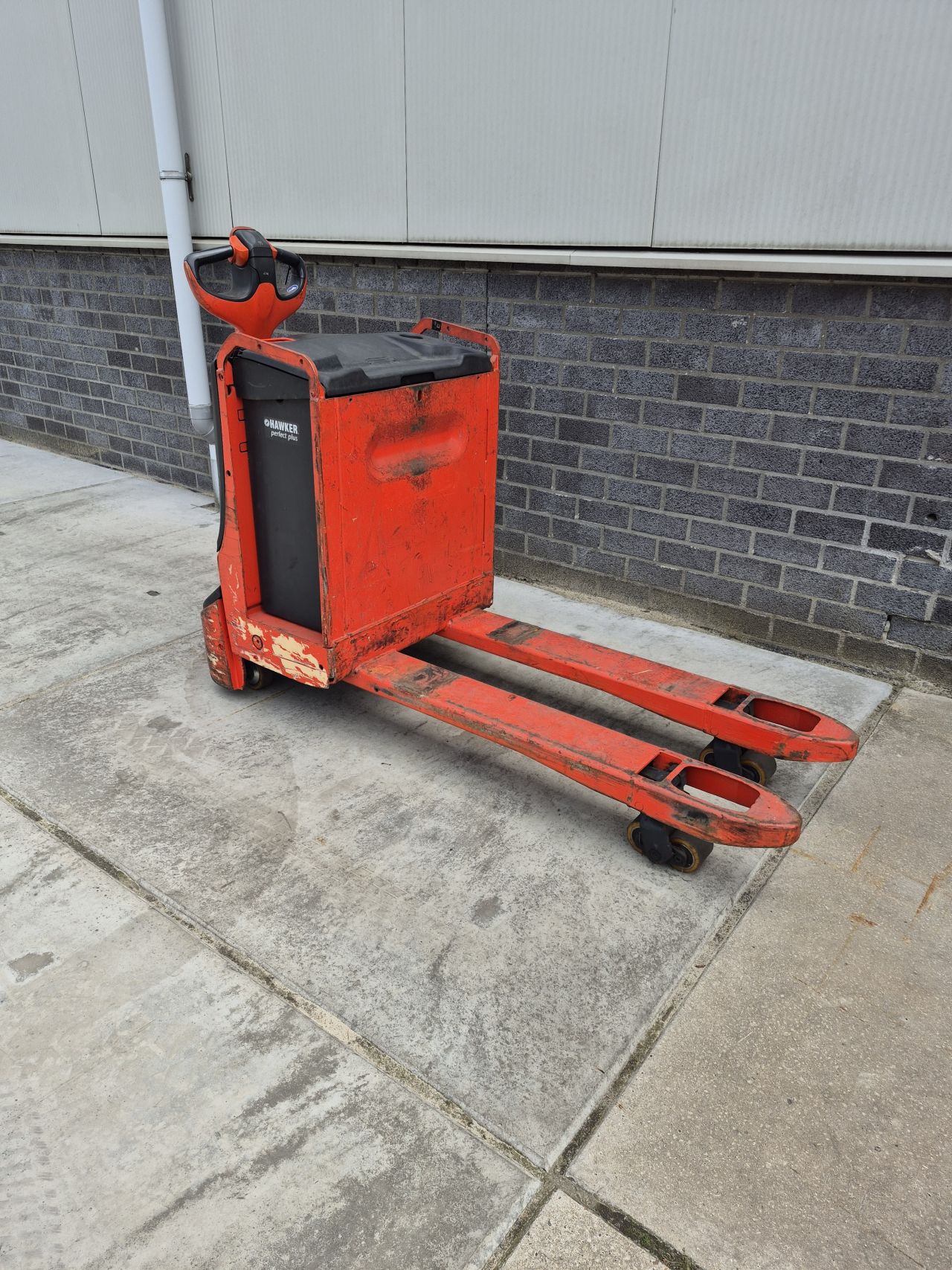Linde T18 bj 2011 2585 uur accu bj 2018