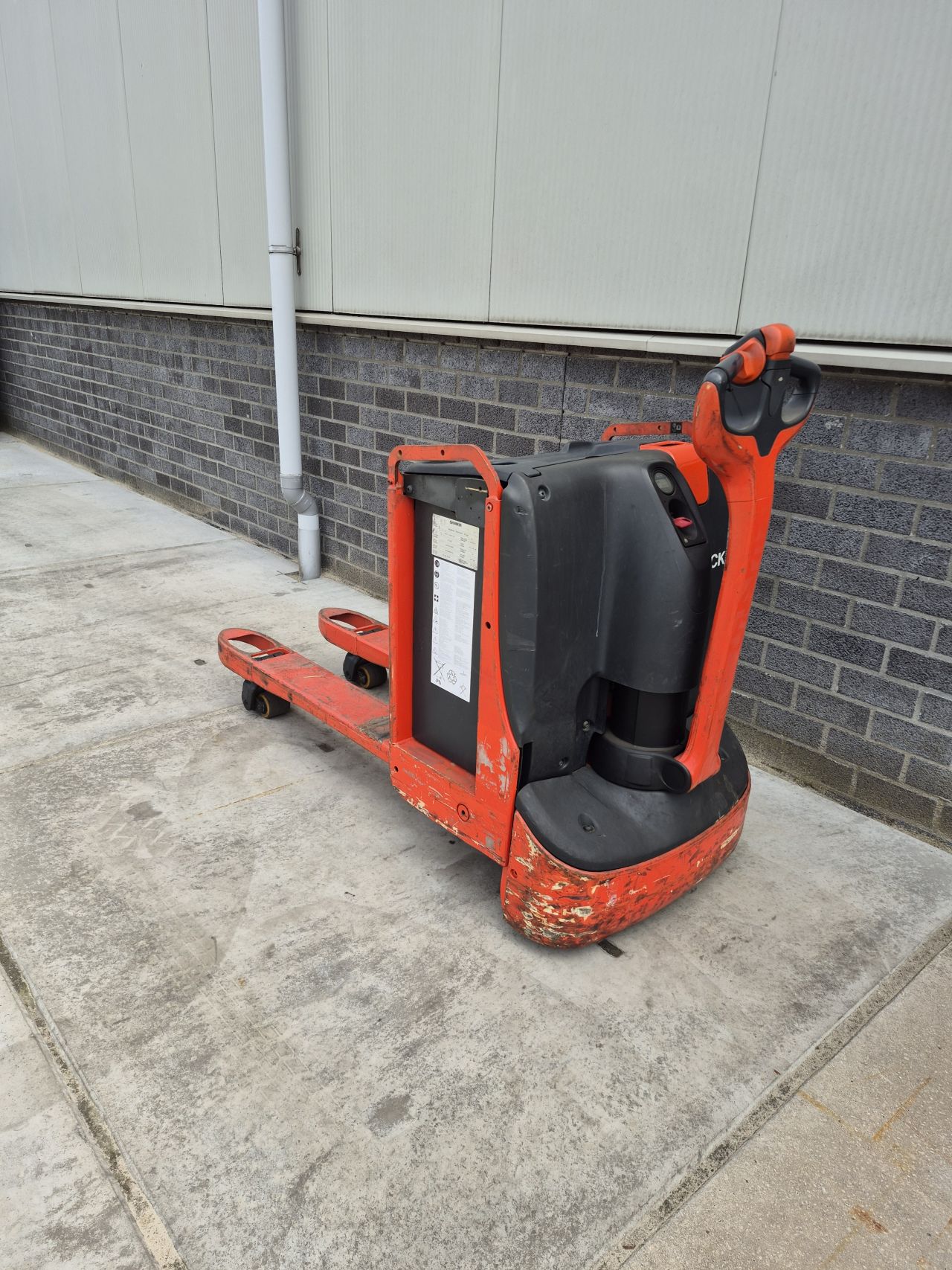 Linde T18 bj 2011 2585 uur accu bj 2018