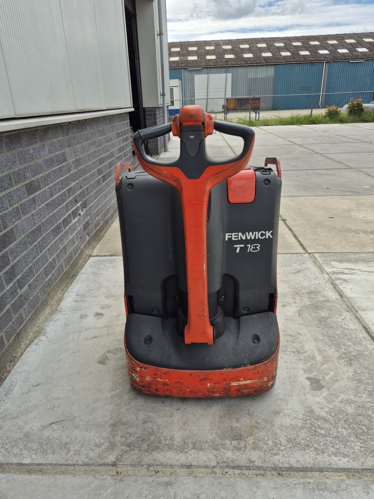 Linde T18 bj 2011 2585 uur accu bj 2018