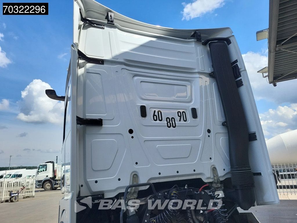 Mercedes Actros 1853 4X2 BigSpace Retarder ACC Xenon Navi Standklima