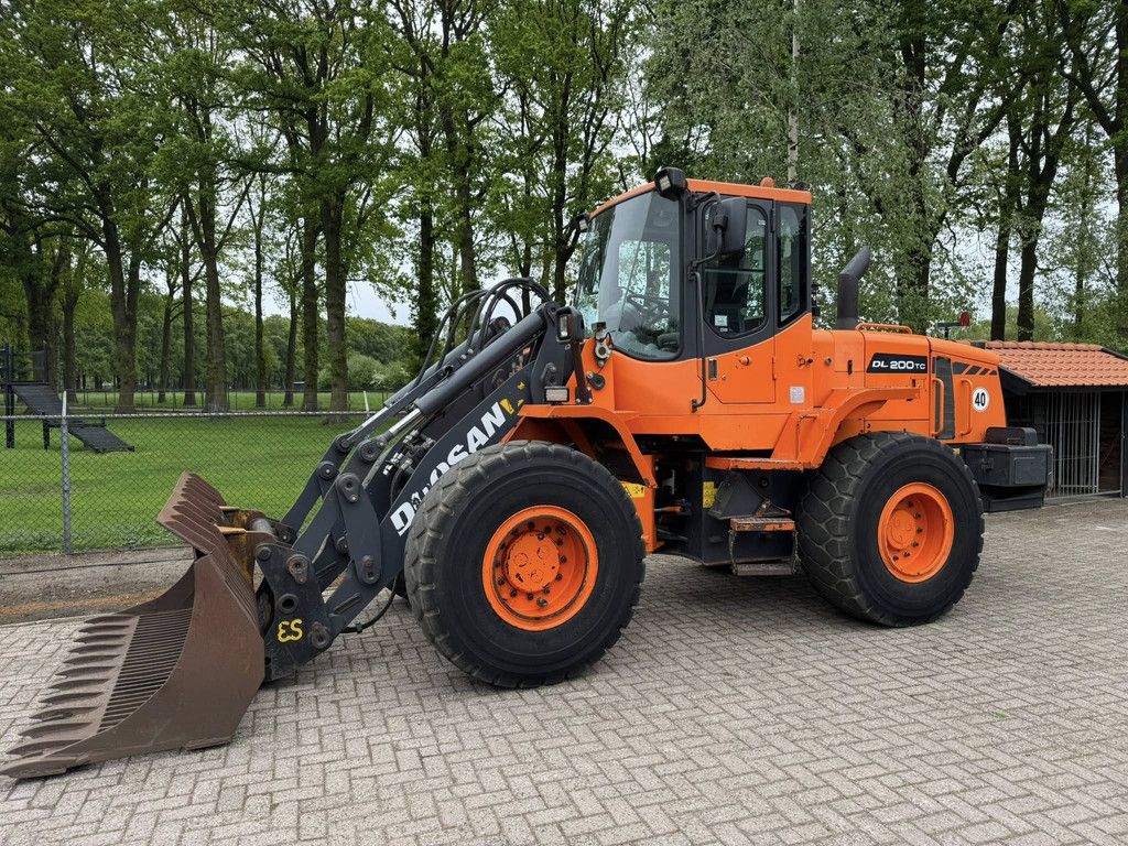 Doosan DL200TC Shovel loader