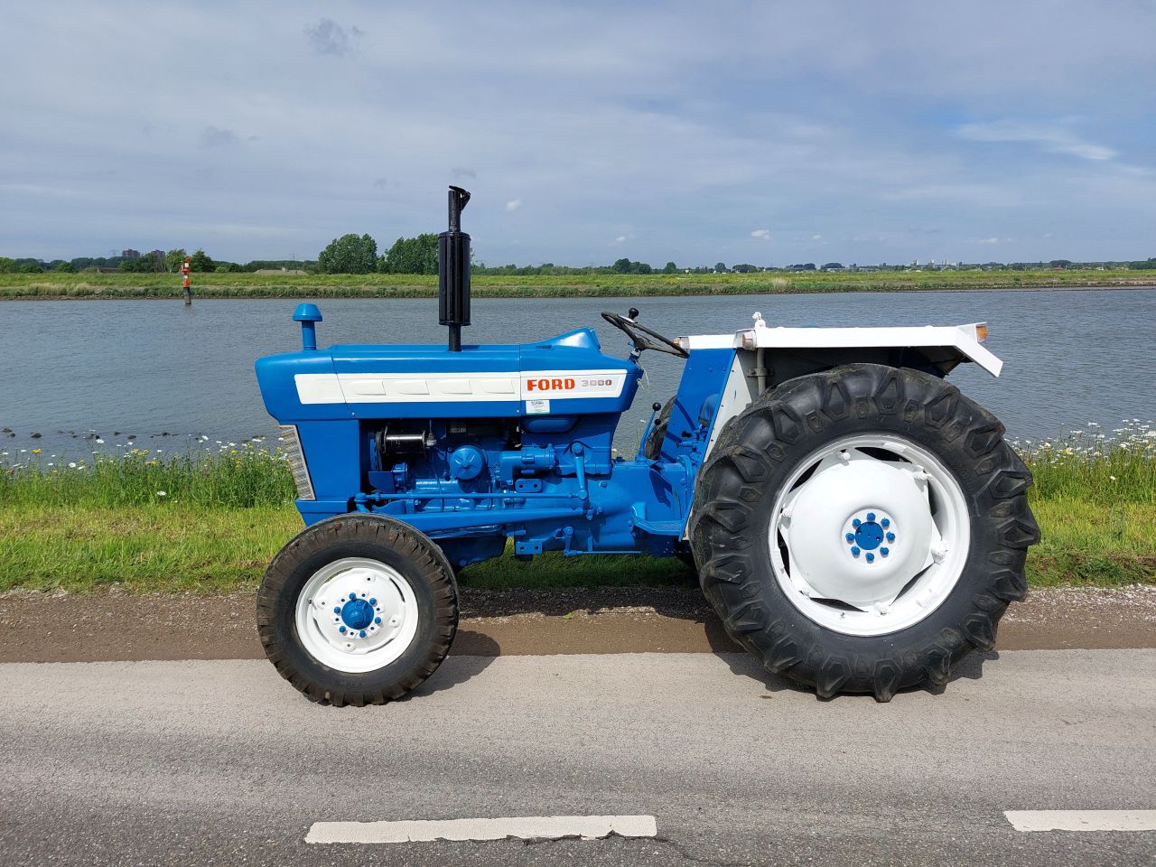 Ford 3000 snelloper