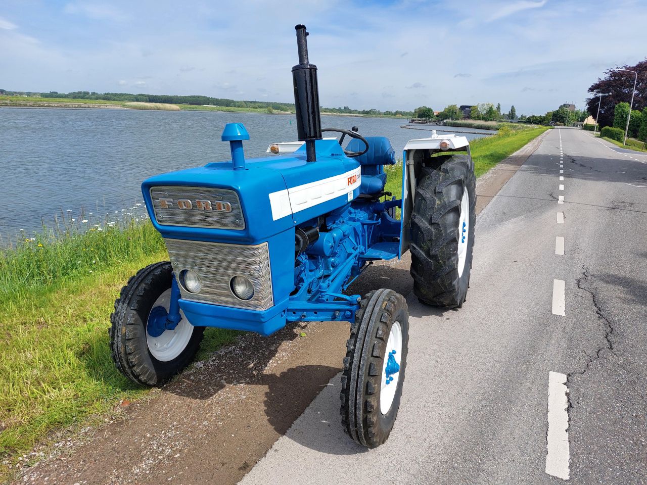 Ford 3000 snelloper