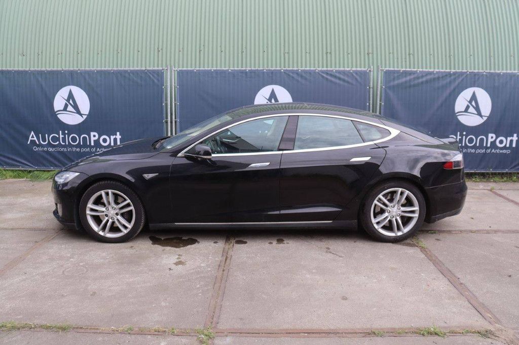 Tesla Model S Electric Passenger Car 108hp 2016