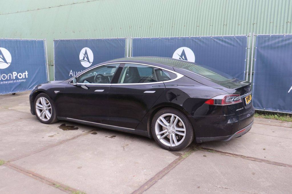 Tesla Model S Electric Passenger Car 108hp 2016