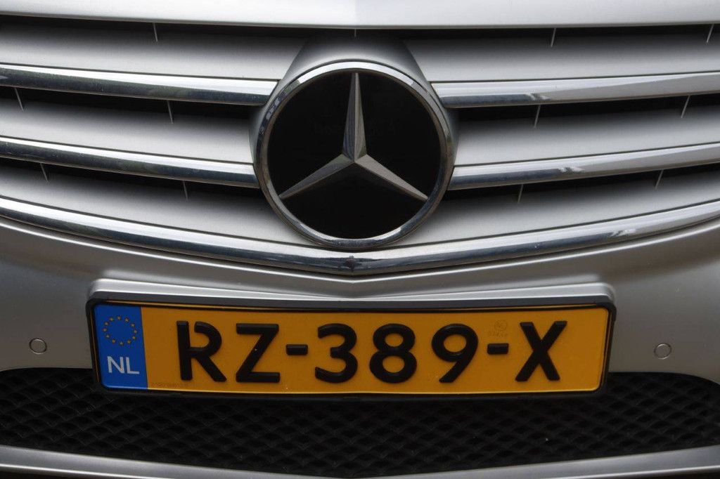 Passenger car Mercedes-Benz B 180 CDI Diesel 109hp 2014 (Margin)