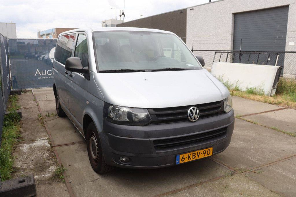 Volkswagen Caravelle Kombi Comfortline Diesel 102 PS Van 2013 (Marge)