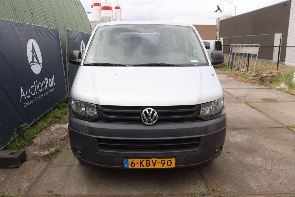 Volkswagen Caravelle Kombi Comfortline Diesel 102 PS Van 2013 (Marge)