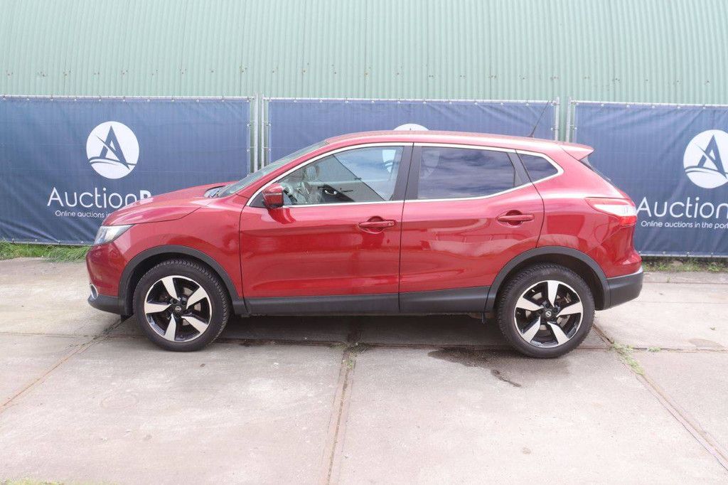 SUV Nissan Qashqai Petrol 116hp 2016 (Margin)
