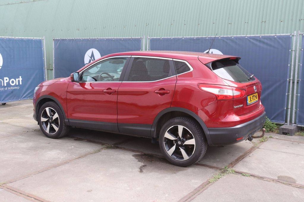 SUV Nissan Qashqai Petrol 116hp 2016 (Margin)