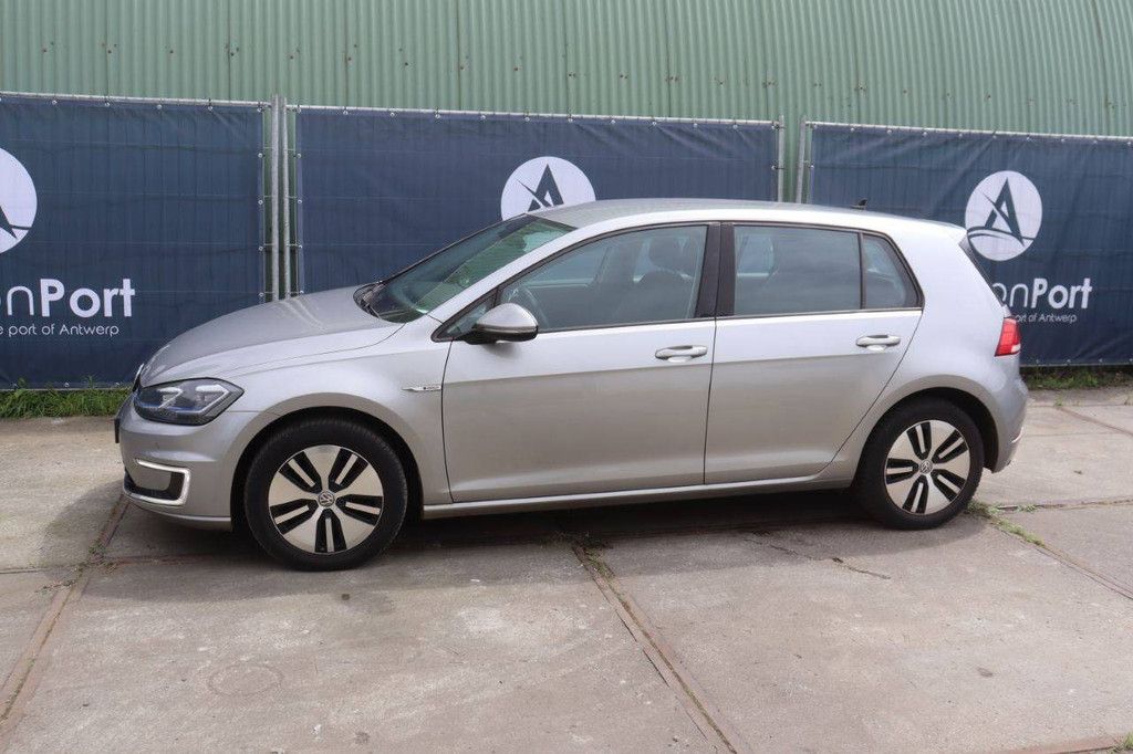 Passenger car Volkswagen e-Golf Electric 136hp 2018