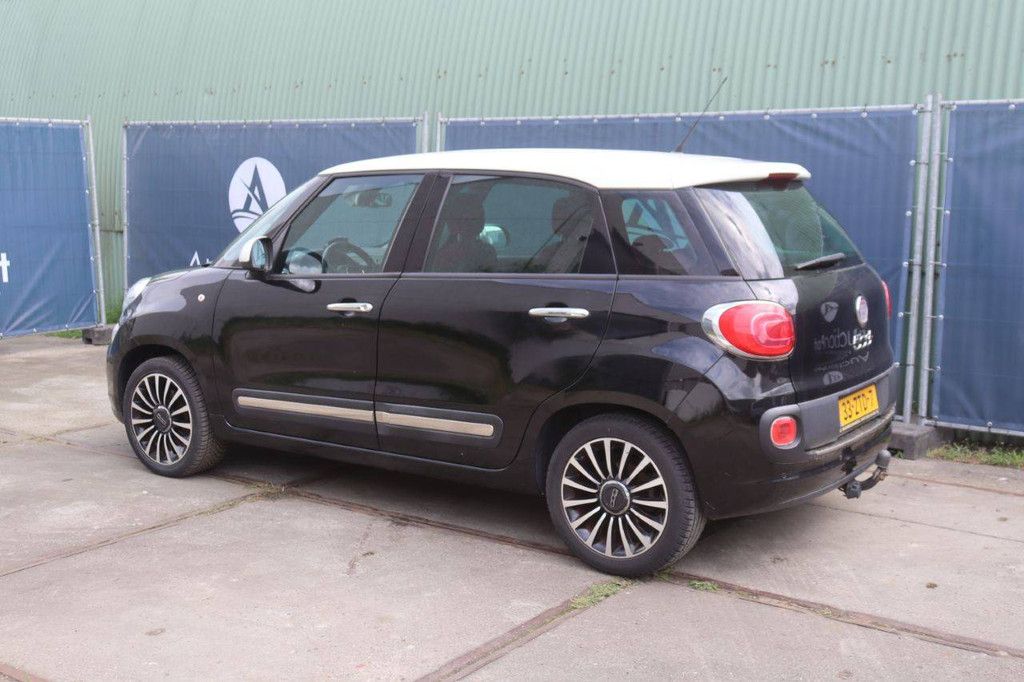 Passenger car Fiat 500 L Petrol 105hp 2013 (Margin)