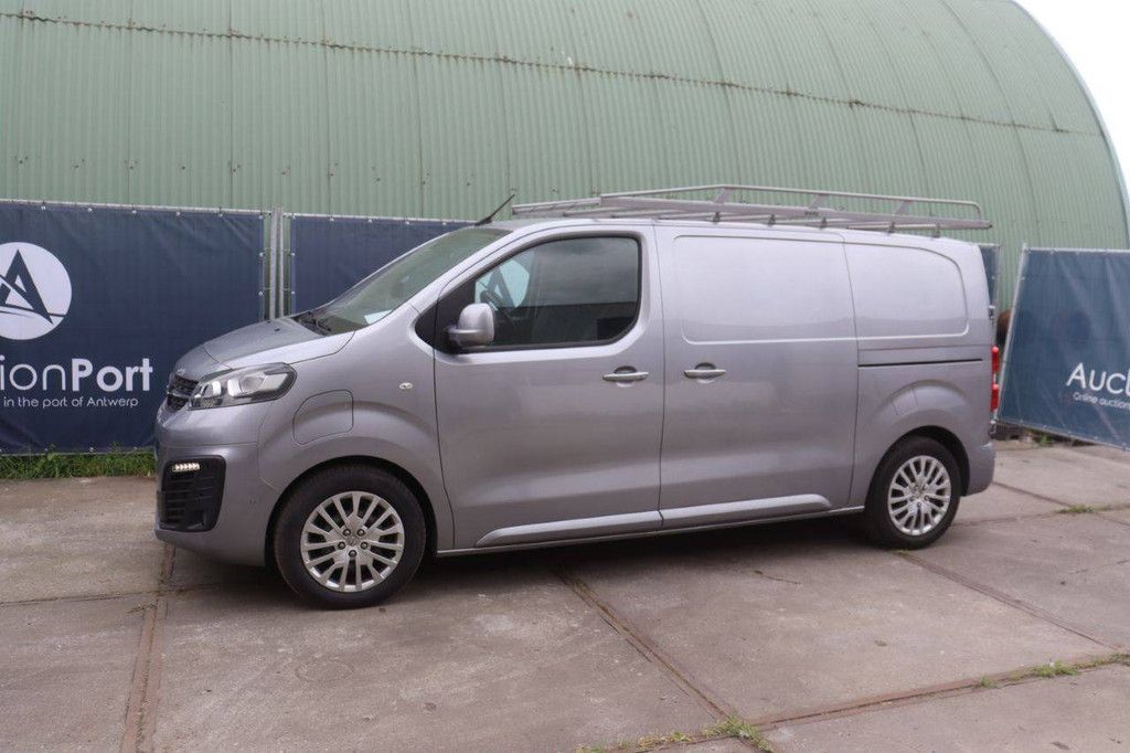 Opel VIIvaro Electric Van 136hp 2021