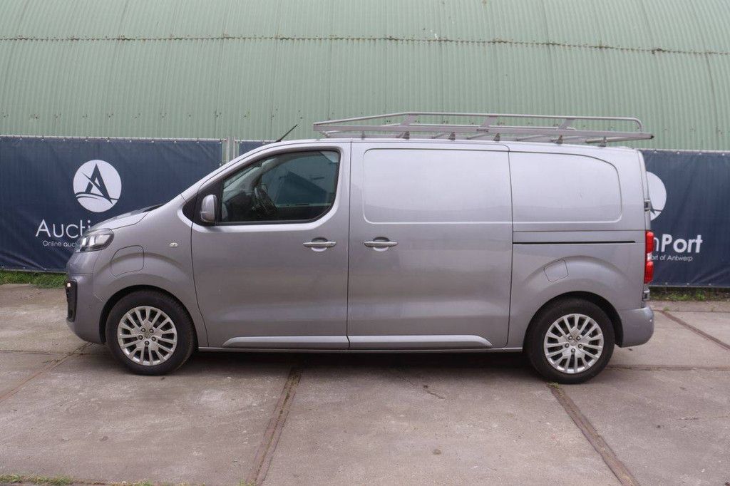 Opel VIIvaro Electric Van 136hp 2021