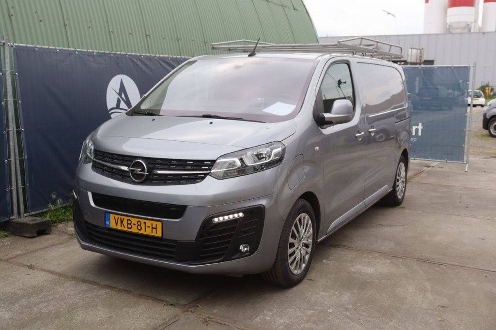 Opel VIIvaro Electric Van 136hp 2021