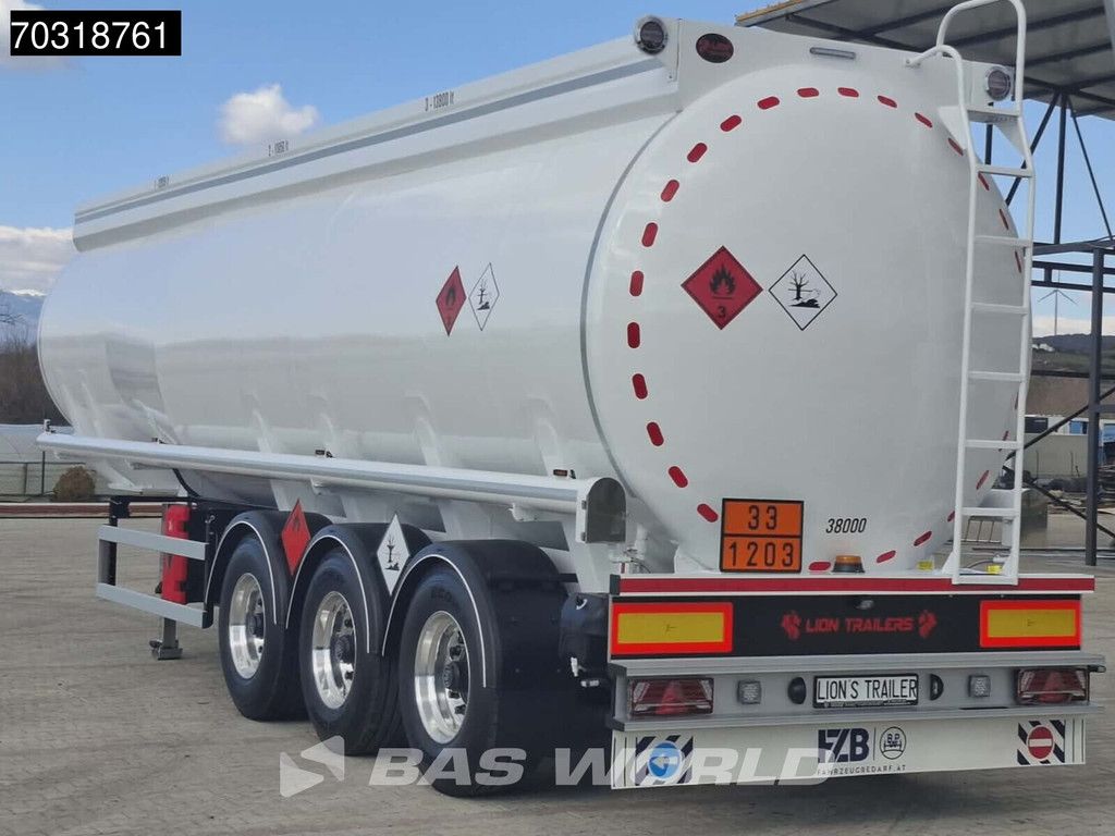 Lion Trailer LT 3 axles