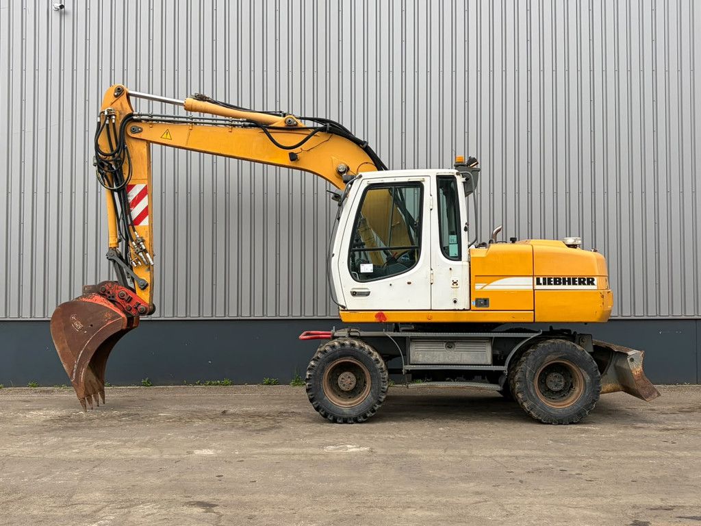Liebherr A314