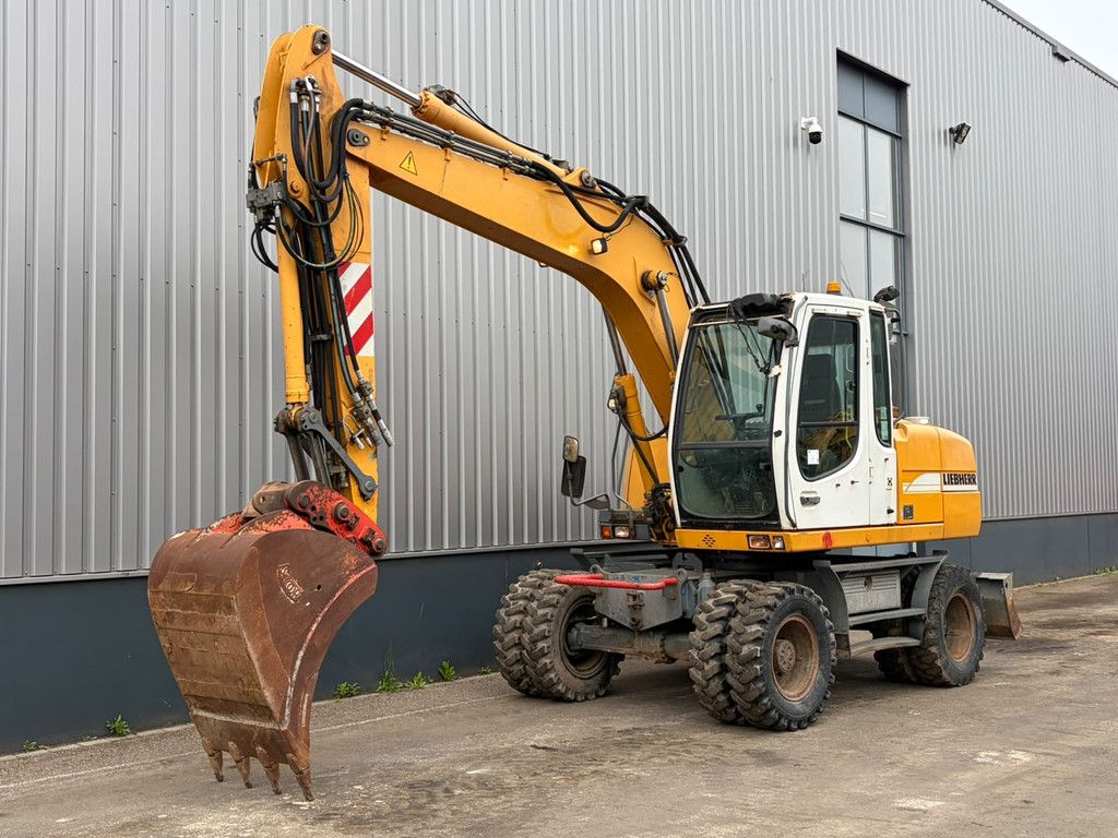 Liebherr A314