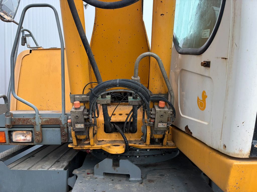 Liebherr A314