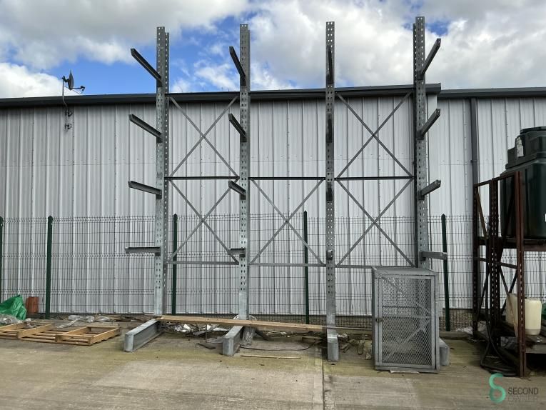 Cantilever racking SEMA
