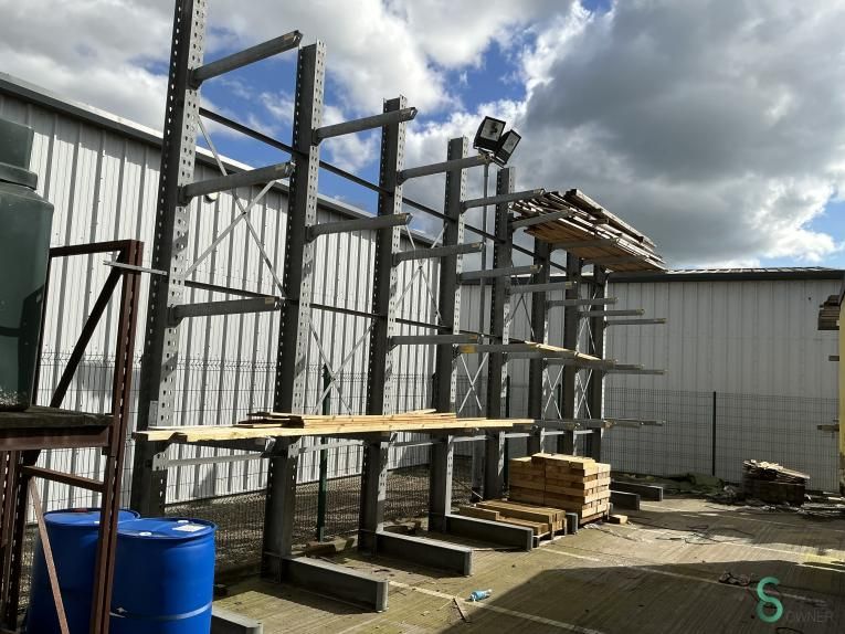 Cantilever racking SEMA