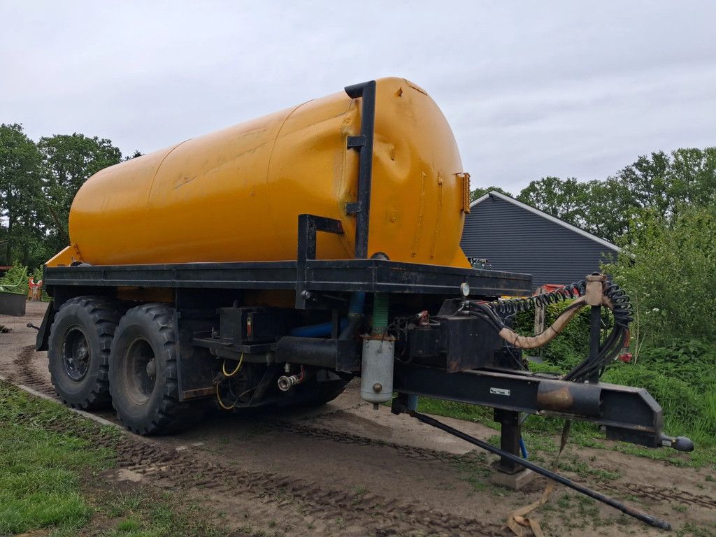 Zelfbouw Water mesttank 15000L gestuurd