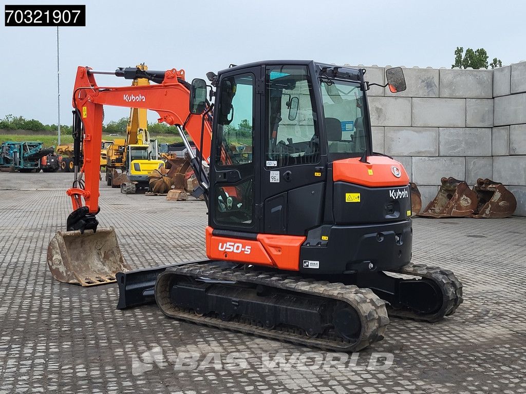 Kubota U50-5