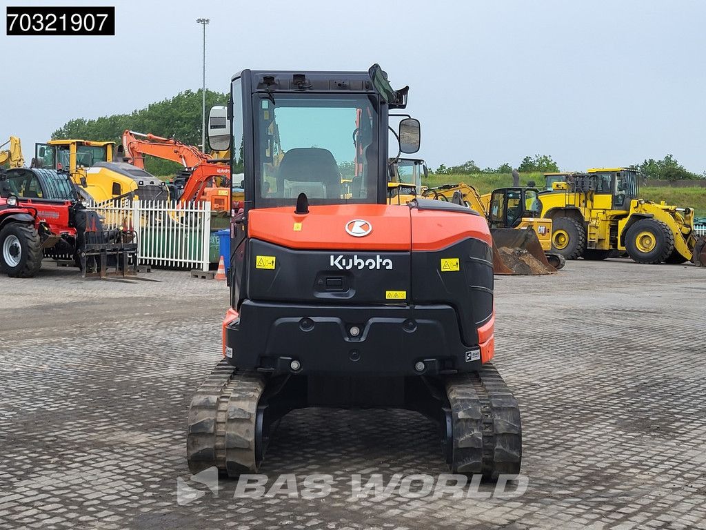 Kubota U50-5