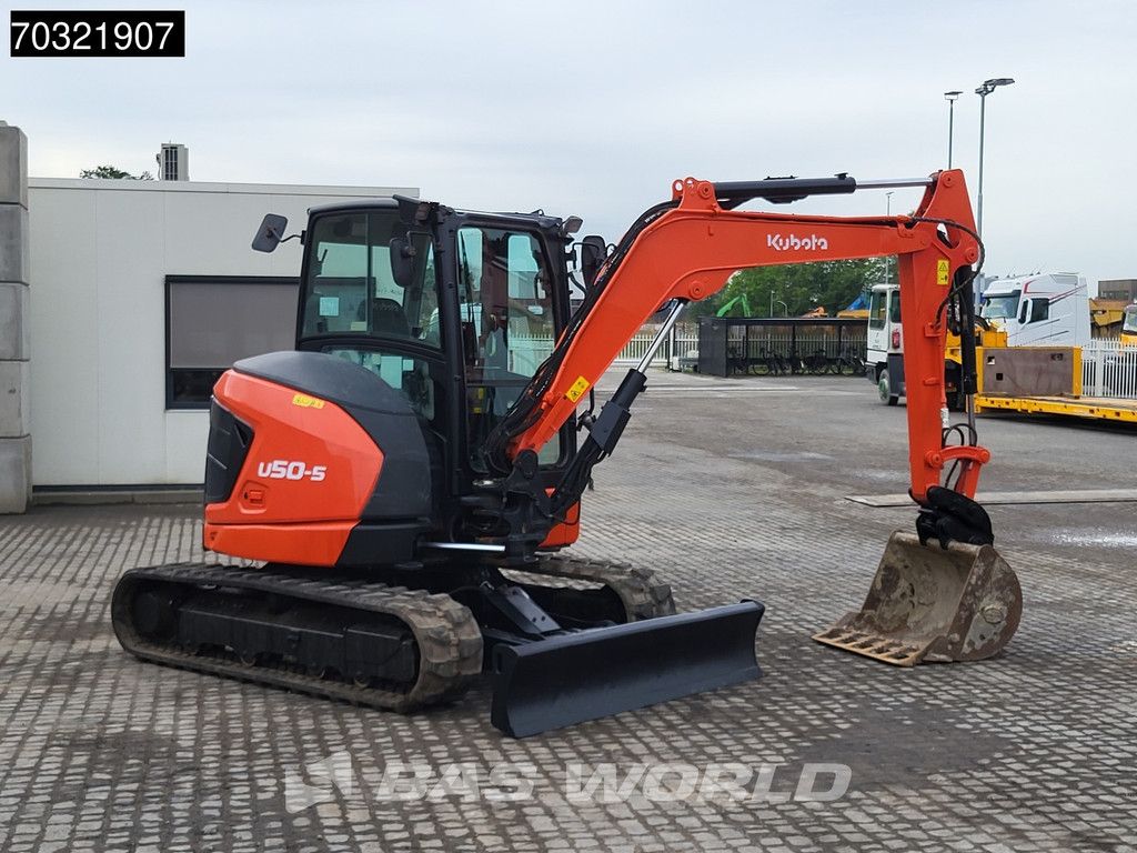 Kubota U50-5