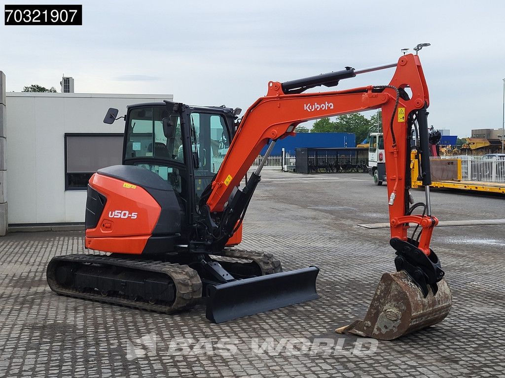 Kubota U50-5