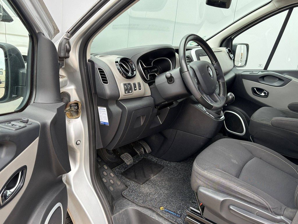 Passenger car Renault 1.6 dCi Grand Expression Diesel 116hp 2015