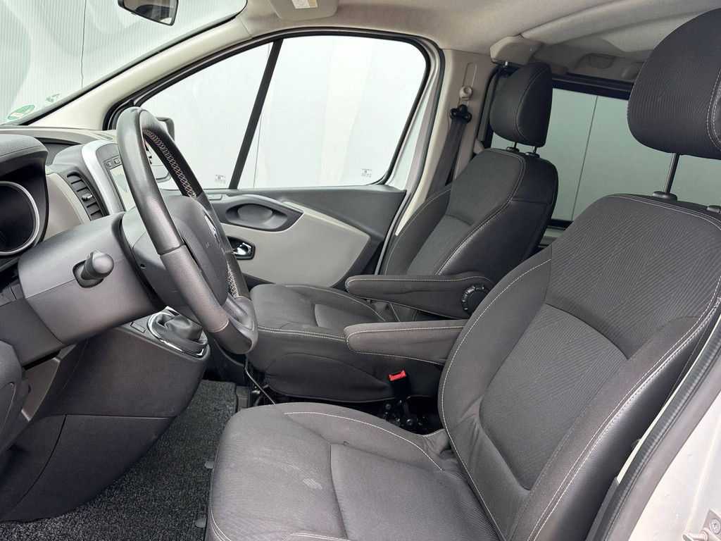 Passenger car Renault 1.6 dCi Grand Expression Diesel 116hp 2015