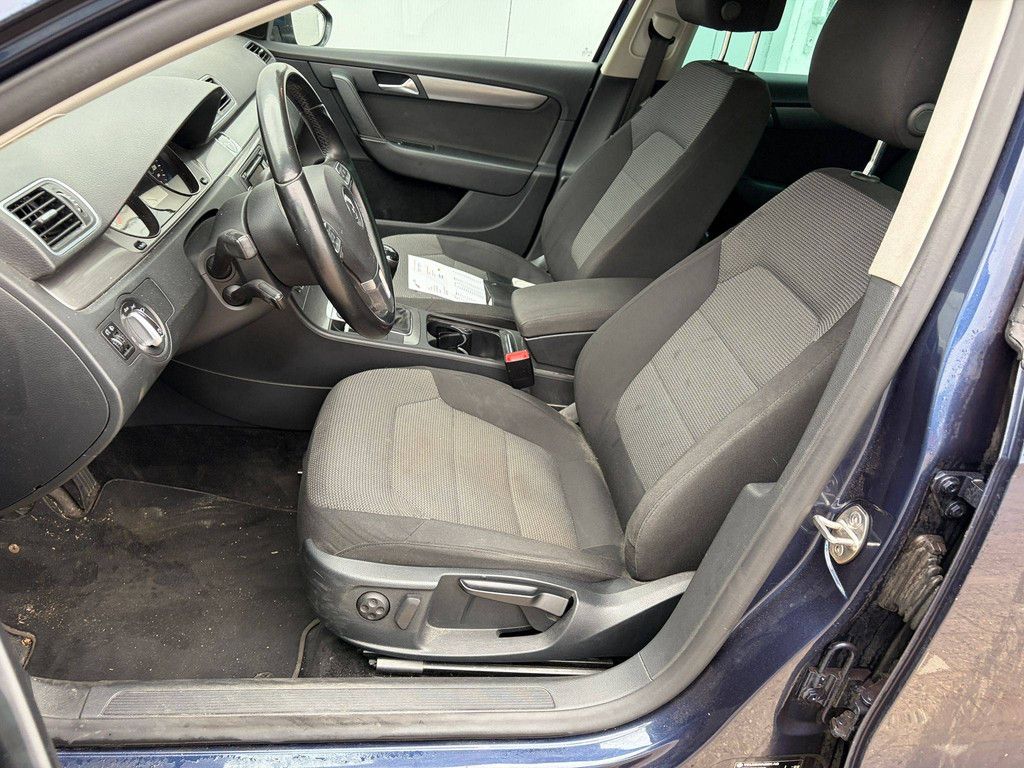 Pkw Volkswagen Passat Diesel 105 PS 2012 (Margin)