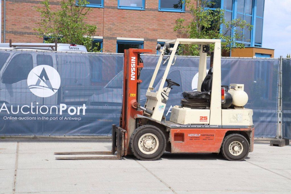 Forklift Nissan PH02A25U LPG 2500kg 4.3m