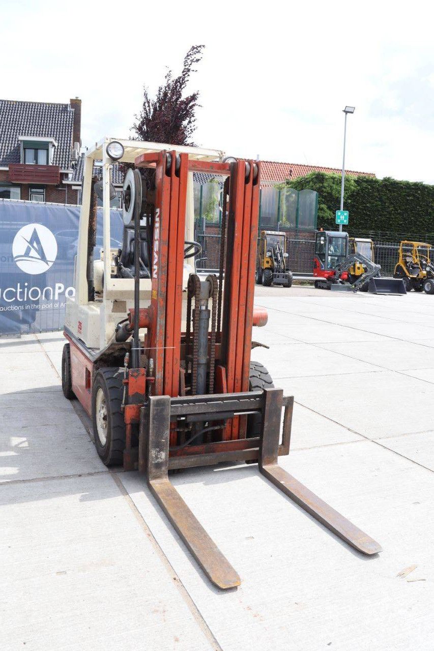 Forklift Nissan PH02A25U LPG 2500kg 4.3m