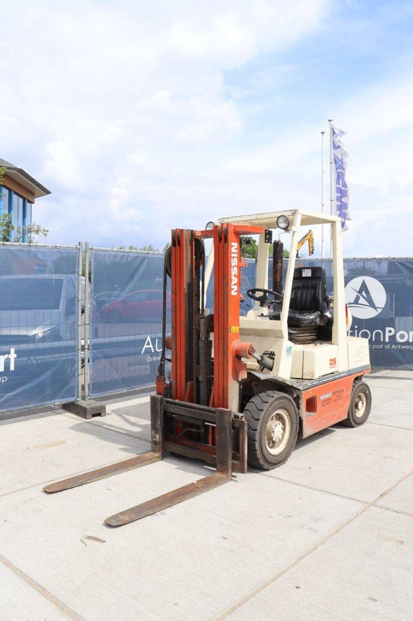 Forklift Nissan PH02A25U LPG 2500kg 4.3m