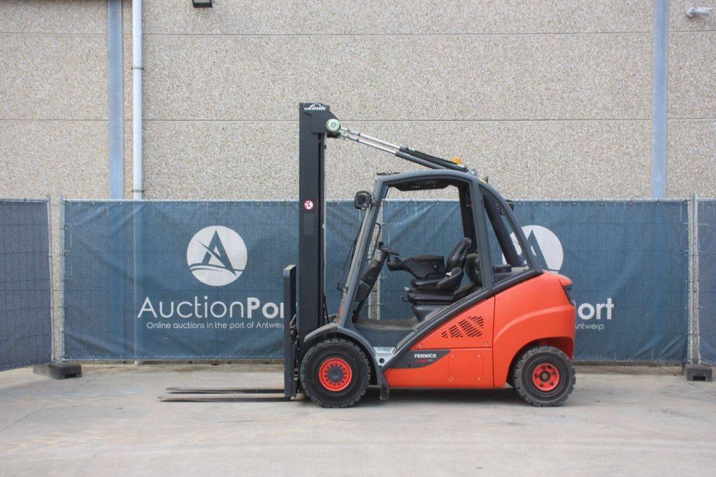 Linde H30D-02 Diesel-Gabelstapler 3000 kg 7,0 m 2013