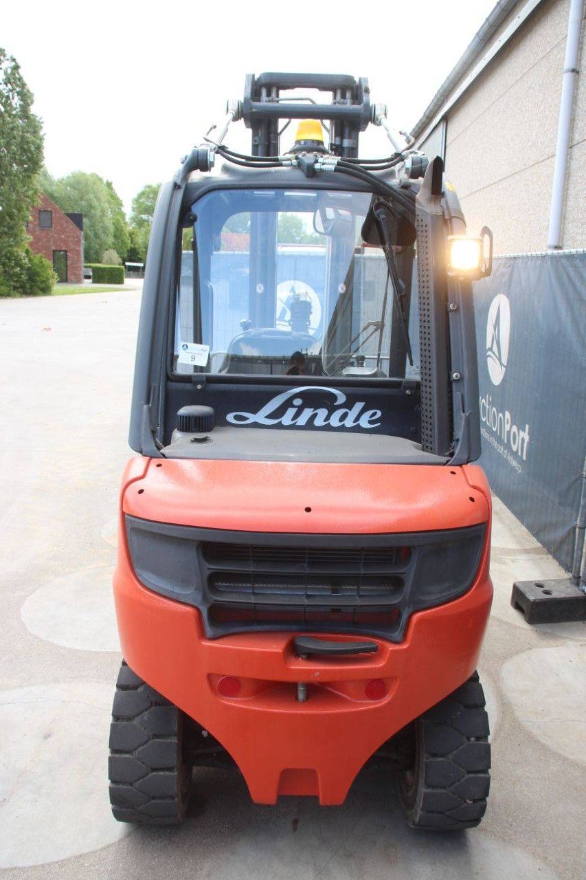 Linde H30D-02 Diesel-Gabelstapler 3000 kg 7,0 m 2013