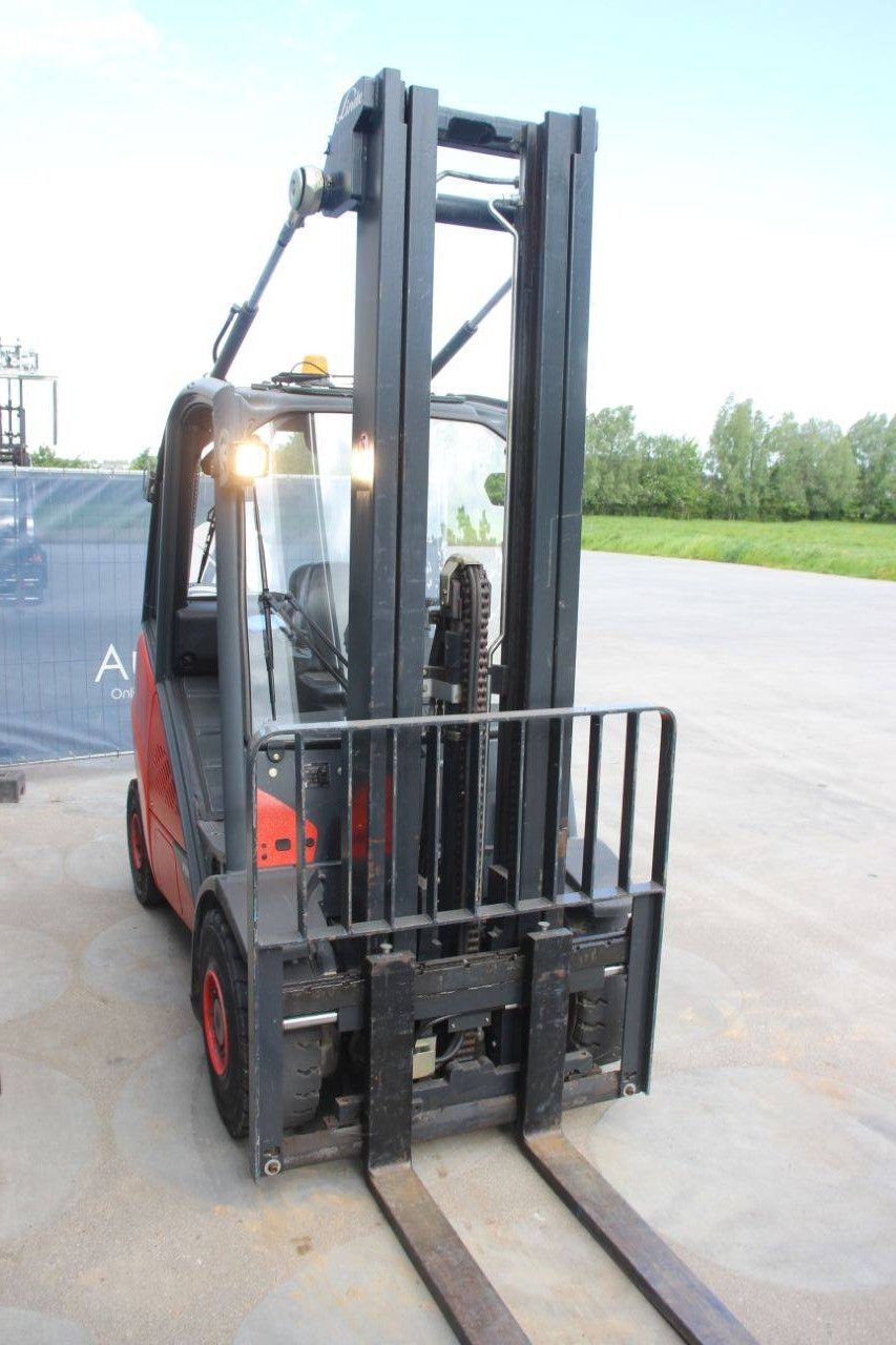 Linde H30D-02 Diesel-Gabelstapler 3000 kg 7,0 m 2013