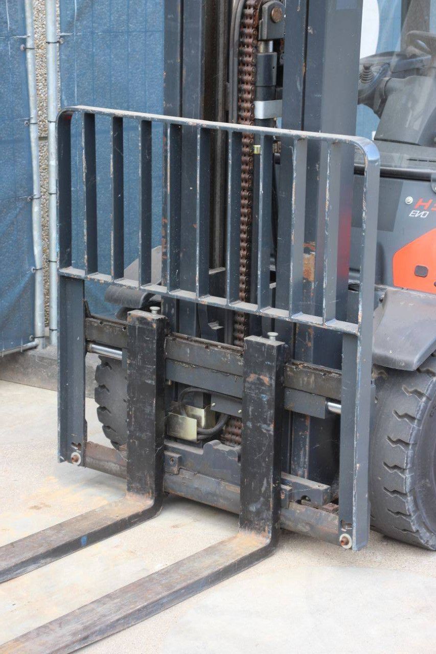 Linde H30D-02 Diesel-Gabelstapler 3000 kg 7,0 m 2013