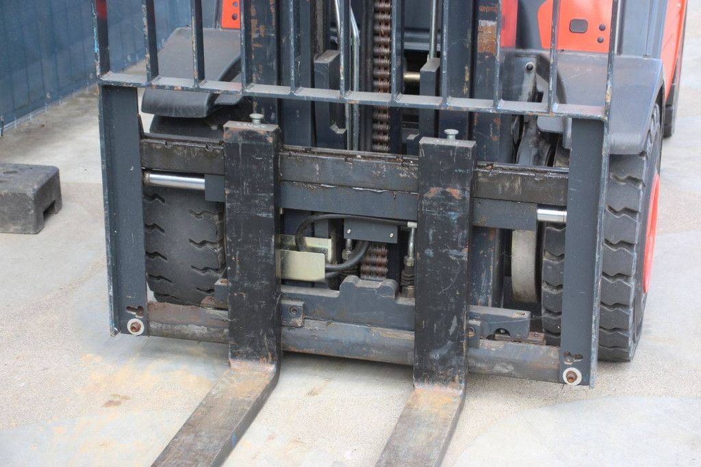 Linde H30D-02 Diesel-Gabelstapler 3000 kg 7,0 m 2013