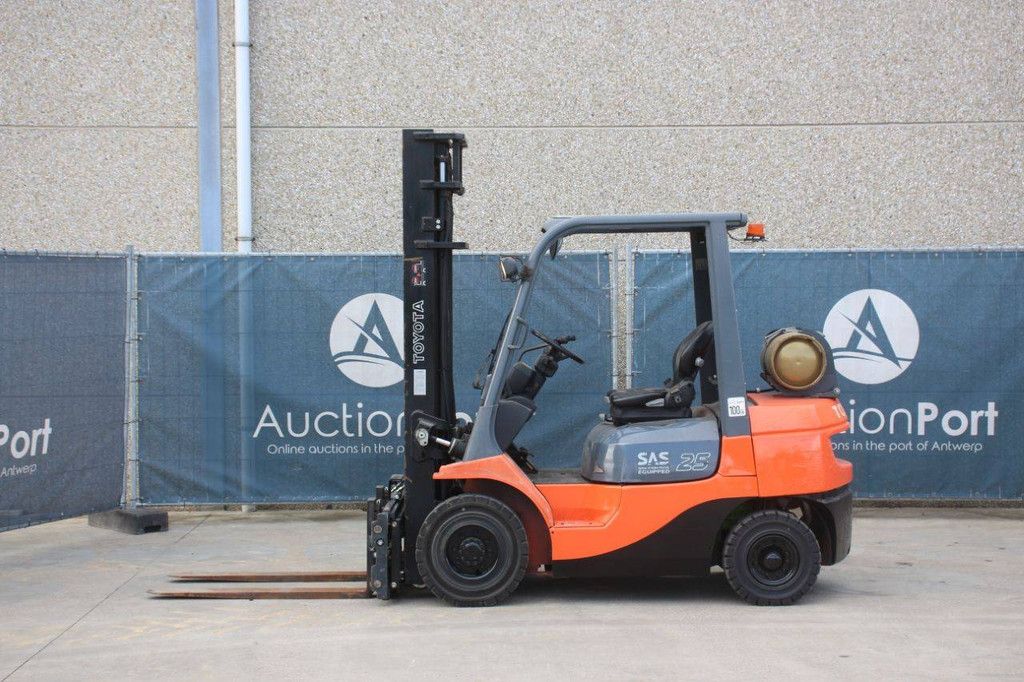 Heftruck Toyota 42-7FGF25 LPG 2500kg 4.0m 2007
