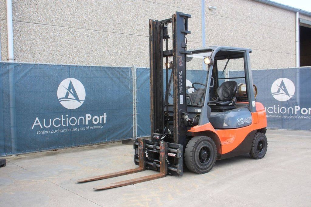 Heftruck Toyota 42-7FGF25 LPG 2500kg 4.0m 2007