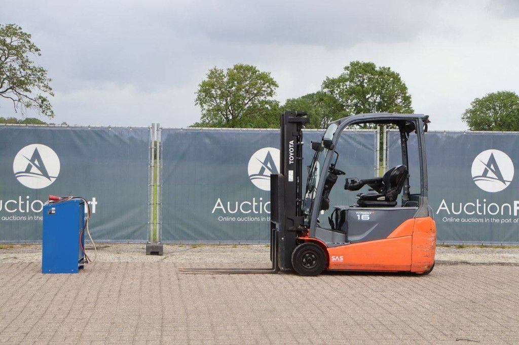Toyota 8FBET16 Electric Forklift 1600kg 4.5m 2014