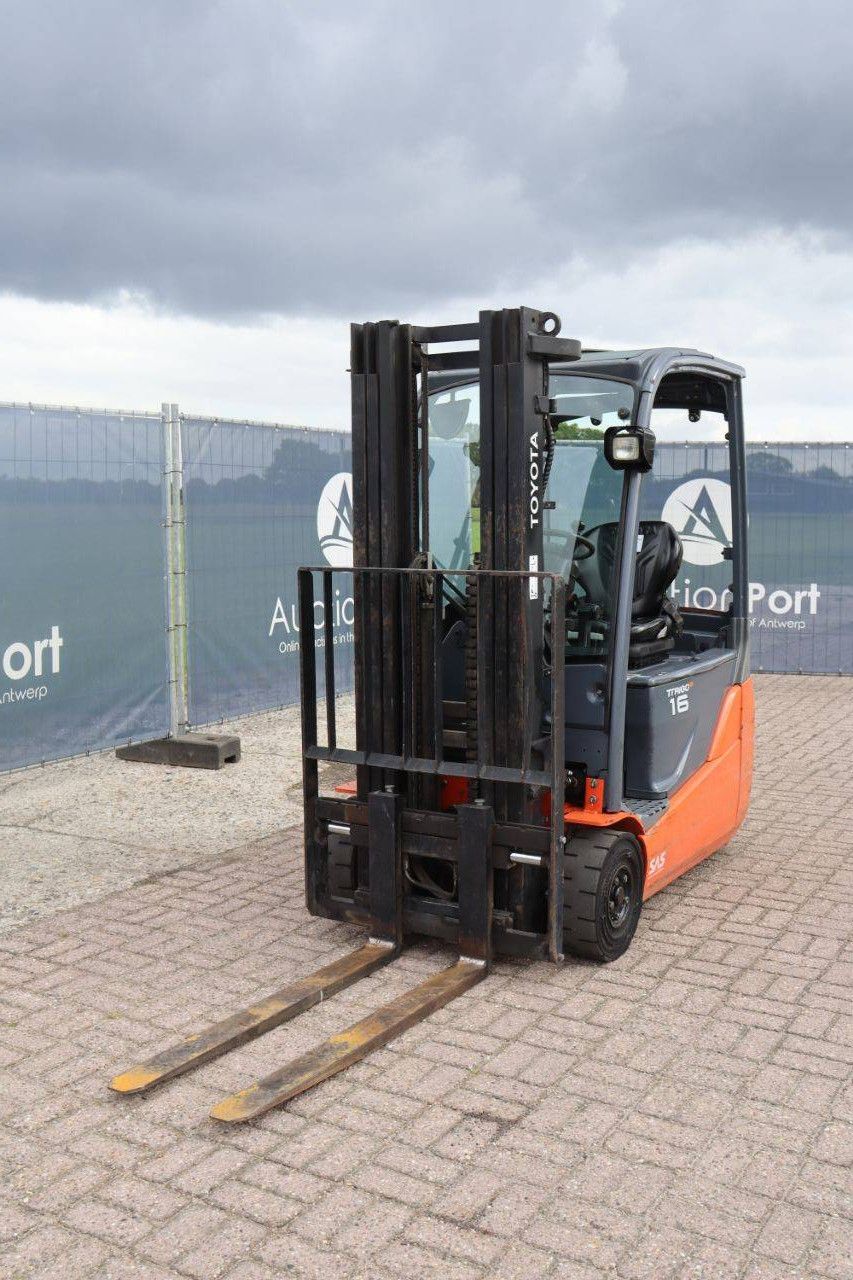 Toyota 8FBET16 Electric Forklift 1600kg 4.5m 2014