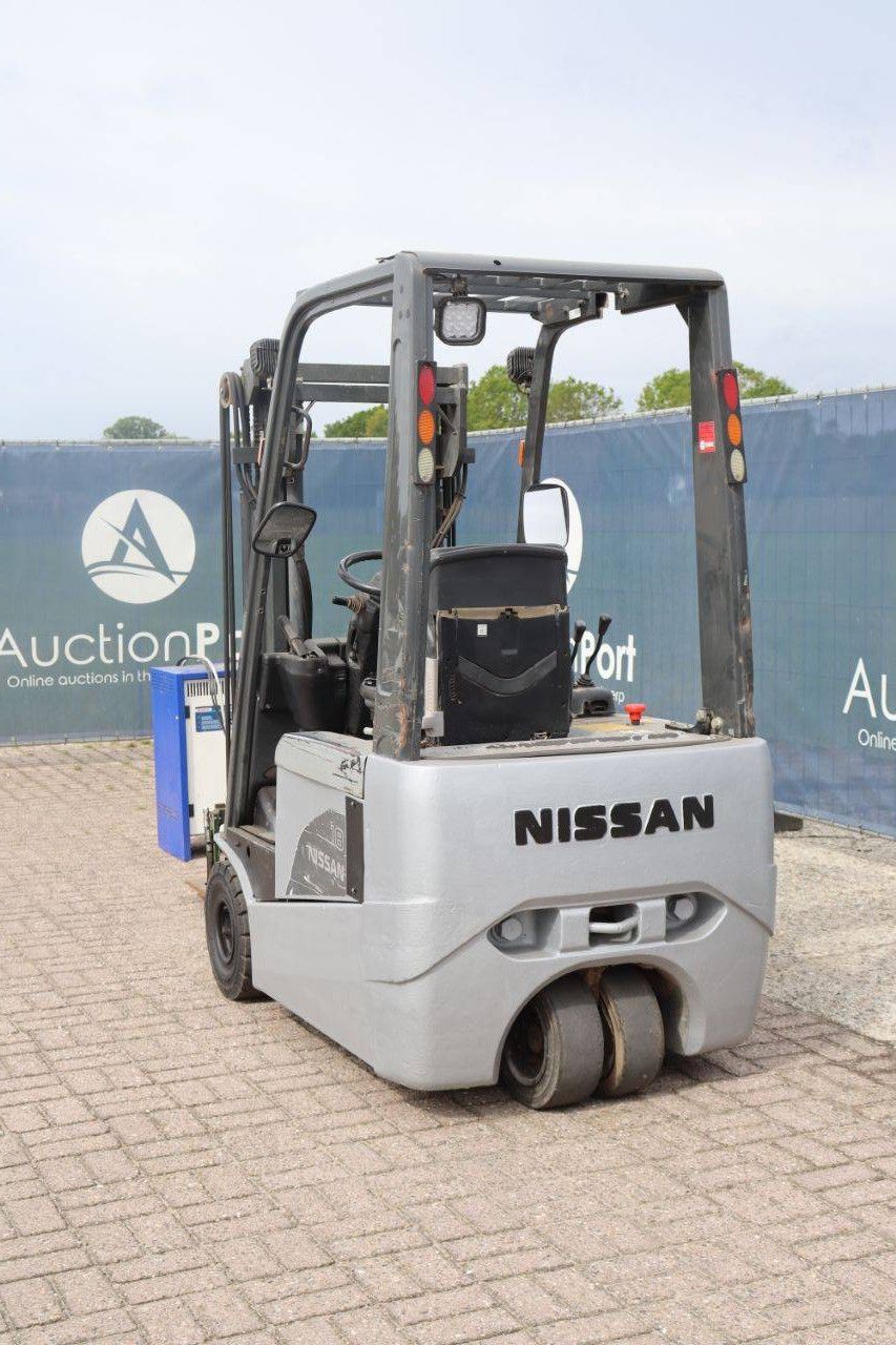 Nissan 1N1L18Q Electric Forklift 1250kg 4.75m 2011