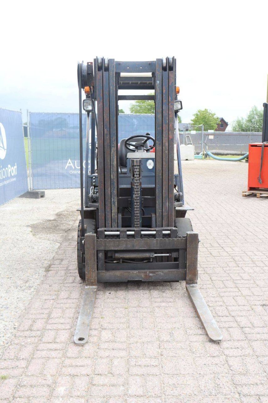 Komatsu FG25T-11E LPG-Gabelstapler, 2500 kg, 4 m, Baujahr 1989